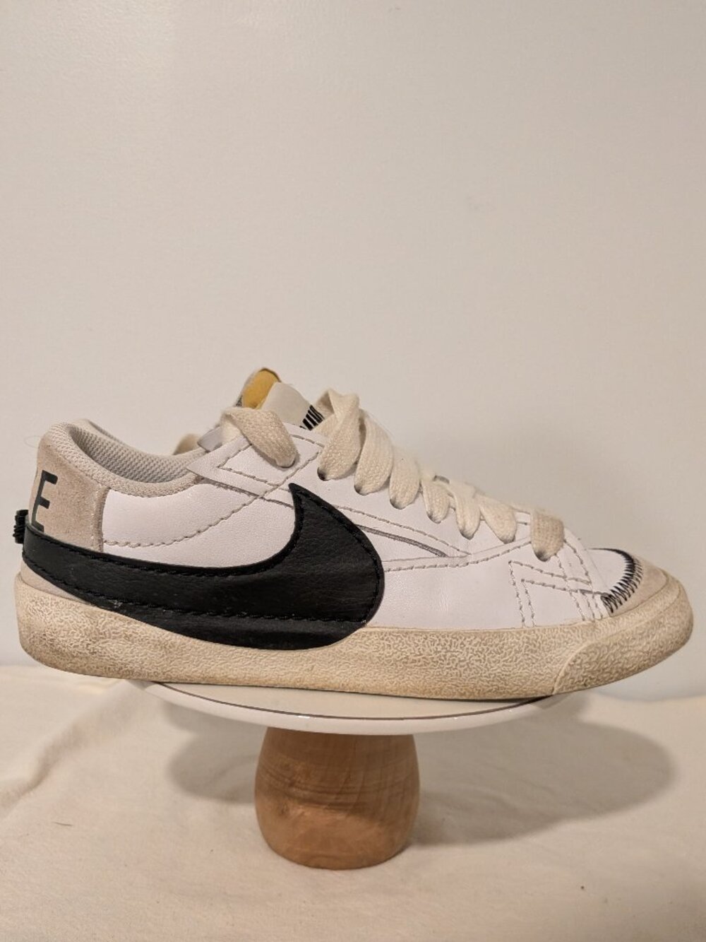 Nike Blazer Low '77 Jumbo - Size 6.5